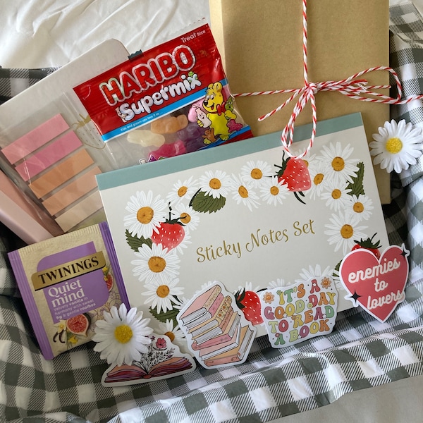 Spring mystery blind date with a book - stationery gift box | Gifts for her | Bookish Gifts | Romance, Booktok, Fantasy