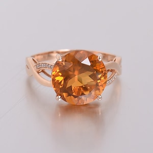 Golden Citrine Classic Wedding Ring 14K Gold Fine Color Cotroe Engagement Ring Crossover Shank Diamond Eternity Anniversary Gifted 14K Ring.