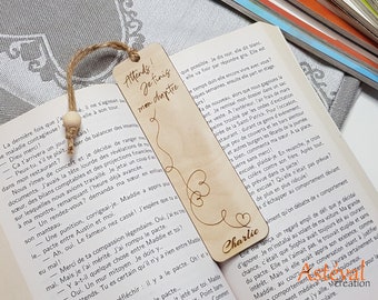Customizable wooden bookmark with wired heart