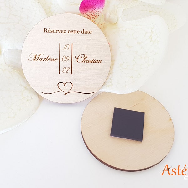 Magnet save the date en bois gravé personnalisé, invitation mariage, mémo date évènement, mariage, Pacs, anniversaire, baptême, communion