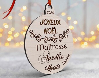 Boule de Noël en Bois Gravée avec Motif de Gui, cadeau Noël Maîtresse, Nounou, Atsem