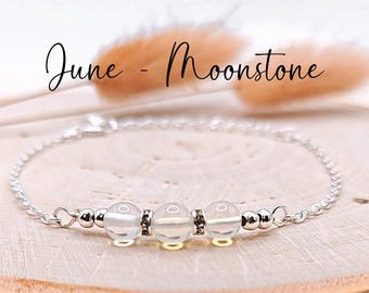 June birthstone Bracelet Moonstone Bracelet June Gemstone bracelet June Birthday Bracelet Gemini bracelet Cancer crystal bracelet