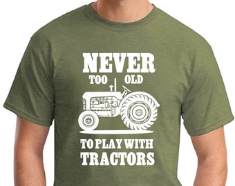 Buzz Shirts 'Still Plays With Tractors' Men's T-Shirt - Organic Cotton Farming Novelty Tee - View #3