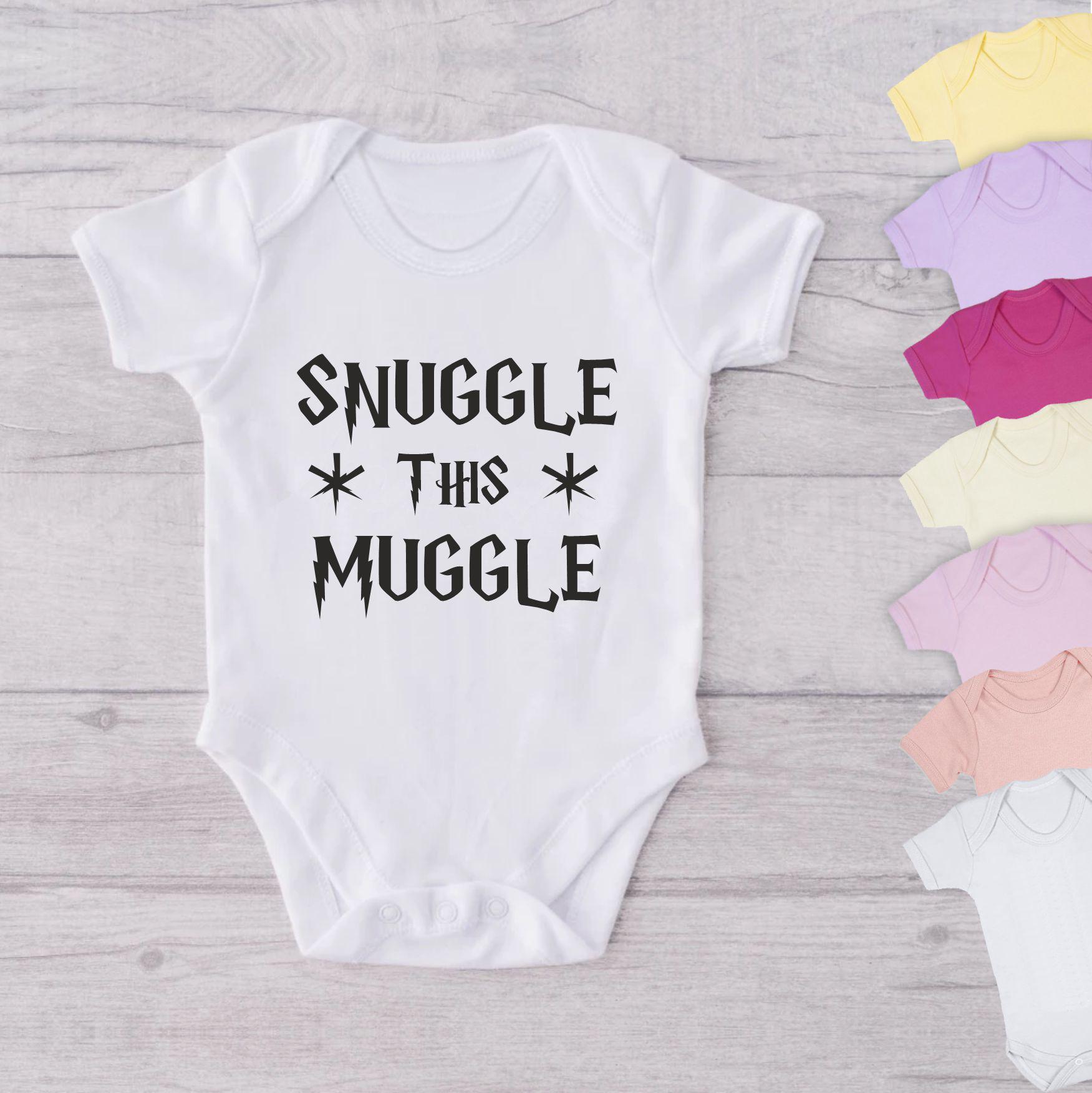Snuggle this Muggle Baby Short Sleeve Vest Baby Grow Body Suit Newborn to  12 Months Boy Girl Geeky Funny Cute Film Gift Pinks and Yellows