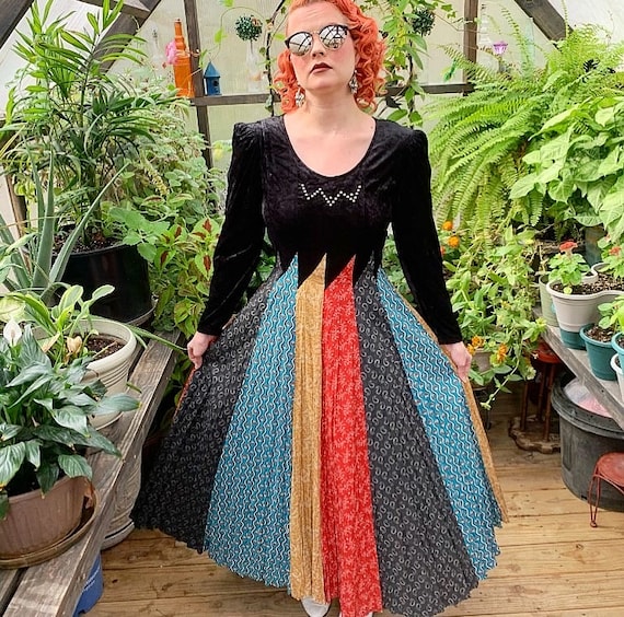 Vintage “ Circle T” velvet patchwork dress Sz L - image 3
