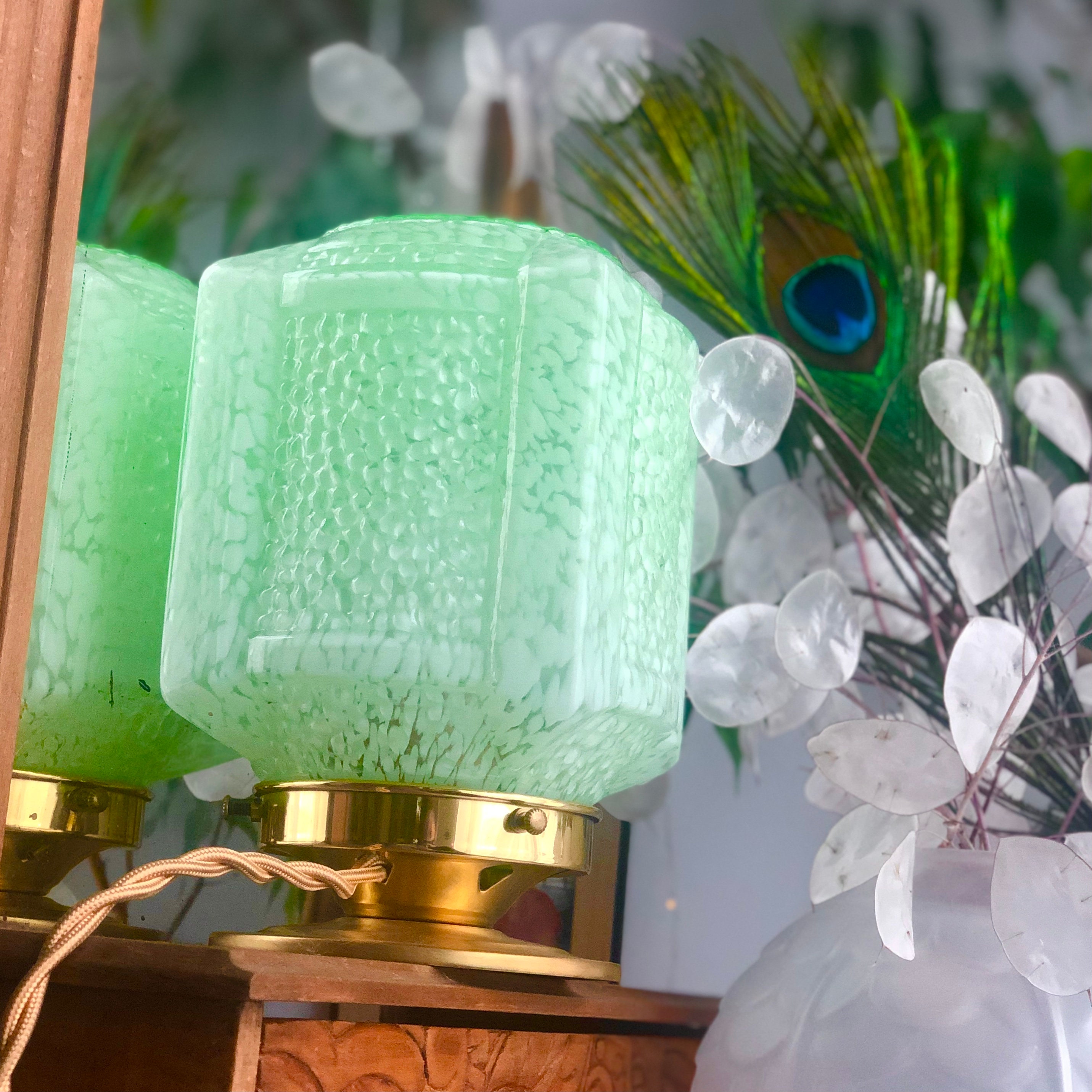 Petite et Très Élégante Lampe à Poser Vert Mint