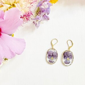 Pansy earrings - real flowers - February birth flower - eco resin - pressed flower jewelry - hypoallergenic gold earrings (J/EARR PAN 1)