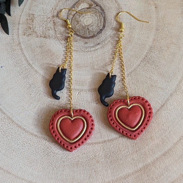 Boucles d'oreilles pendantes avec coeur rouge ou rose doré avec chat noir ou blanc, en pâte polymère