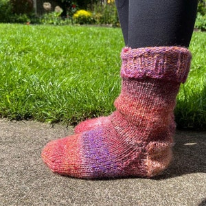 59 colours super warm chunky wool Mama socks image 1