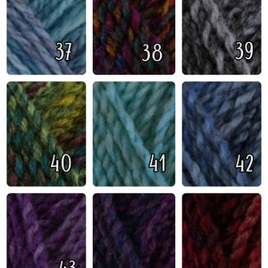 59 colours super warm chunky wool Mama socks image 9