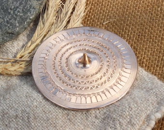 Belt disc, Sundisk belt plate, Bronze Age women's costume, reenactment, bronze disc ca. 1400 BC, KF