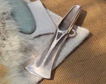 Large heeled axe, bronze axe, Bronze Age axe 1500 - 1000 BC, bronze casting, palstave axe, bronze reenactment, palstave PAH