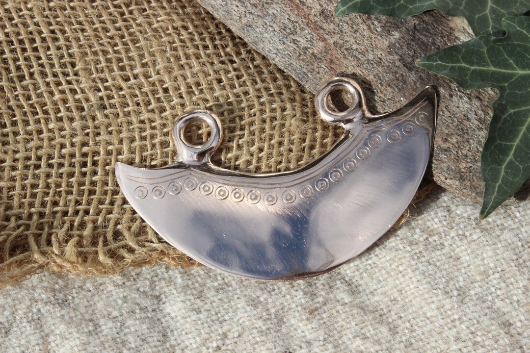 Bronze Age Razor/knife Late Bronze Age Bronze Blade 1000650 BC Bronze Razor Larp Reenactment