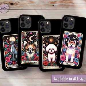 Custodia per iPhone "Il Bichon Frise / Il Levriero / L'Akita / Il Chihuahua" di Tarot Dogs