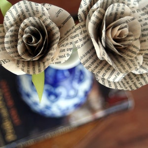 Pride and Prejudice Paper Roses, Jane Austen gift, Book page roses