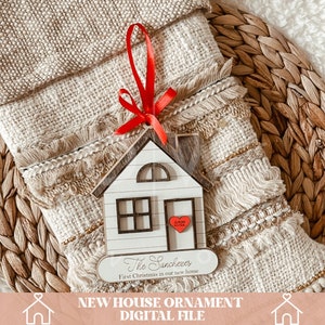 Nieuw huis ornament svg, eerste kerst in ons nieuwe huis ornament svg, nieuw huis svg, makelaar ornament svg, huis ornament svg, ornament svg