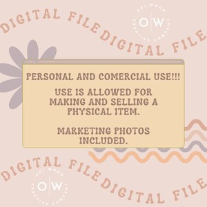 Pode incluir: Um gr&aacute;fico de arquivo digital com um fundo rosa e p&ecirc;ssego. O gr&aacute;fico apresenta um ret&acirc;ngulo branco com o texto "PERSONAL AND COMERCIAL USE!!! USE IS ALLOWED FOR MAKING AND SELLING A PHYSICAL ITEM. MARKETING PHOTOS INCLUDED." O gr&aacute;fico tamb&eacute;m apresenta o texto "OKI WOOD CREATIVE COMPANY" e "DIGITAL FILE DIGITAL FILE" em um padr&atilde;o circular.