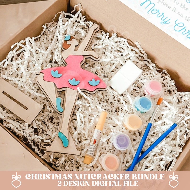 Pu&ograve; includere: Un kit di ornamenti per cascanueces in legno a forma di ballerina con vernice, pennelli e una spugna. La ballerina indossa un tut&ugrave; rosa e ha accenti blu. Il kit &egrave; pronto per essere dipinto e decorato.