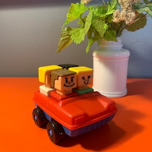 Vintage Playskool Familiar Places Car & People