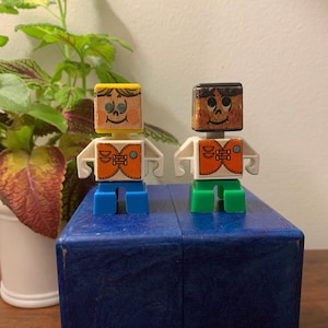 Vintage Playskool Hard to Find &quot;Little People&quot; Circa 1960&#39;s. Please read the description.