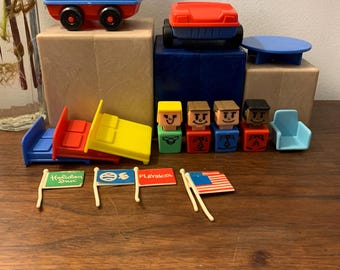 Vintage Playskool Familiar Places People/Cars/Signs and Furniture