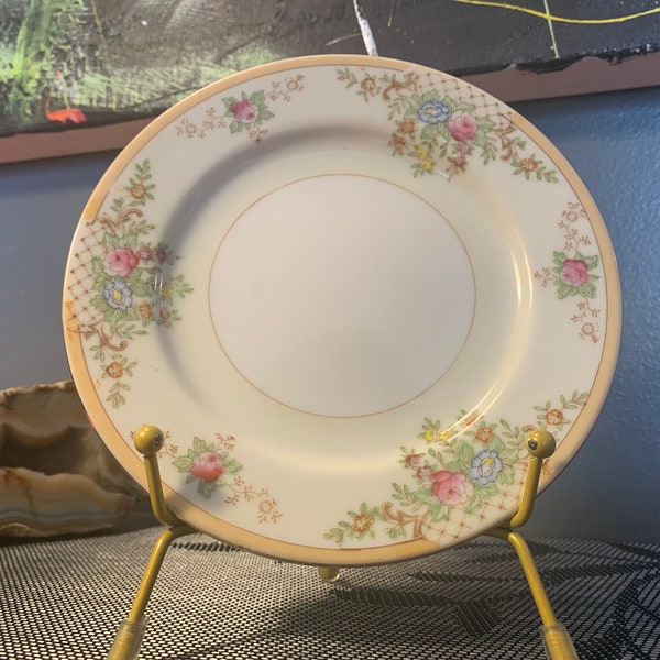 Vintage  Kongo SCS China Japan, Fine Porcelain Yellow Pastel Floral Replacement Plate