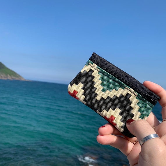Monedero y tarjetero verde hecho a mano portamonedas artesanal con cremallera cartera unisex Etsy Espana