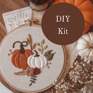 Embroidery Kit - Hand Embroidery DIY - Autumn Embroidery Pattern - Pumpkin Embroidery - Hand Embroidery Designs- Beginner Embroidery Pattern