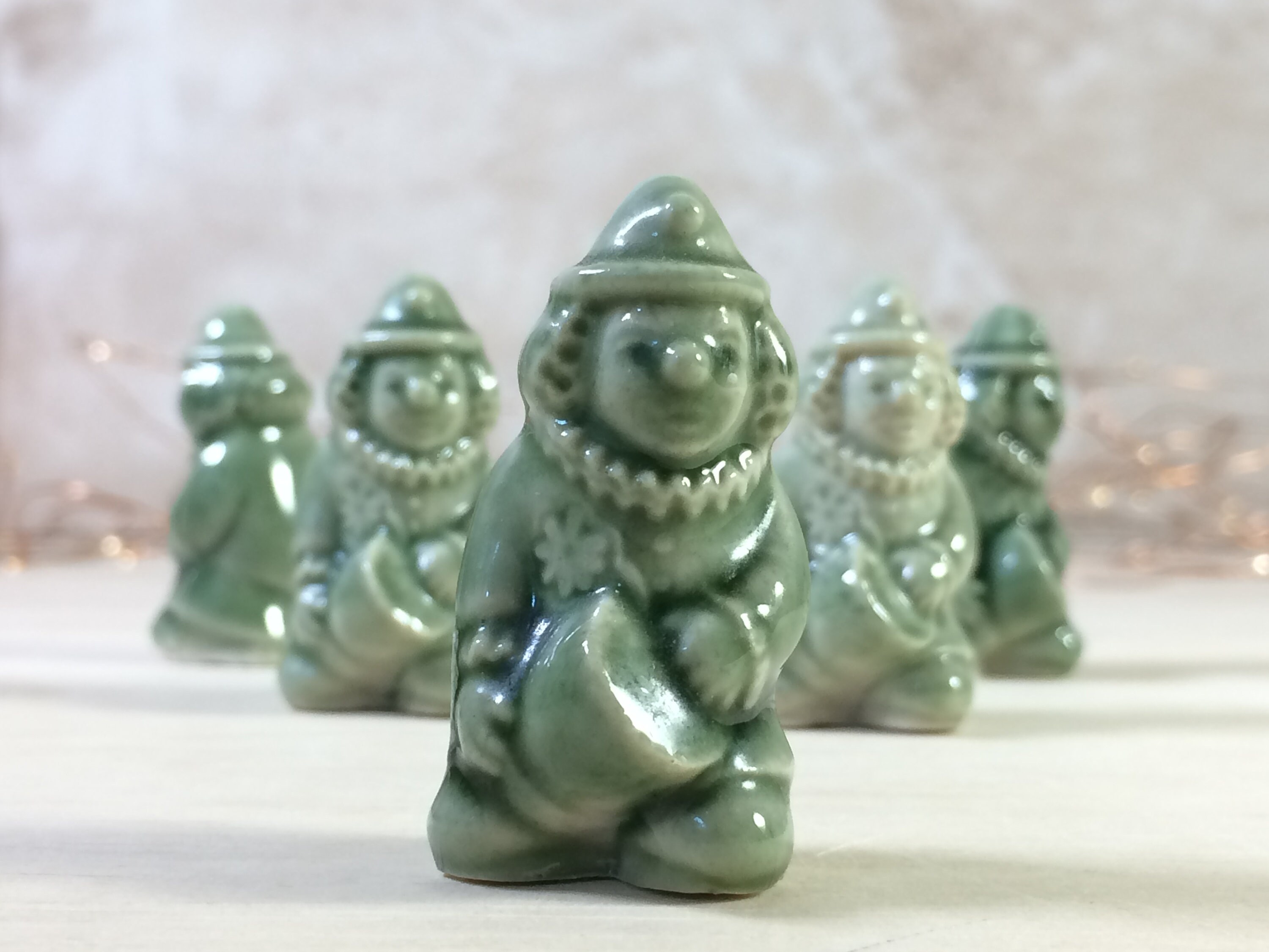 Wade Whimsies Circus Figurines, Red Rose Tea American Series