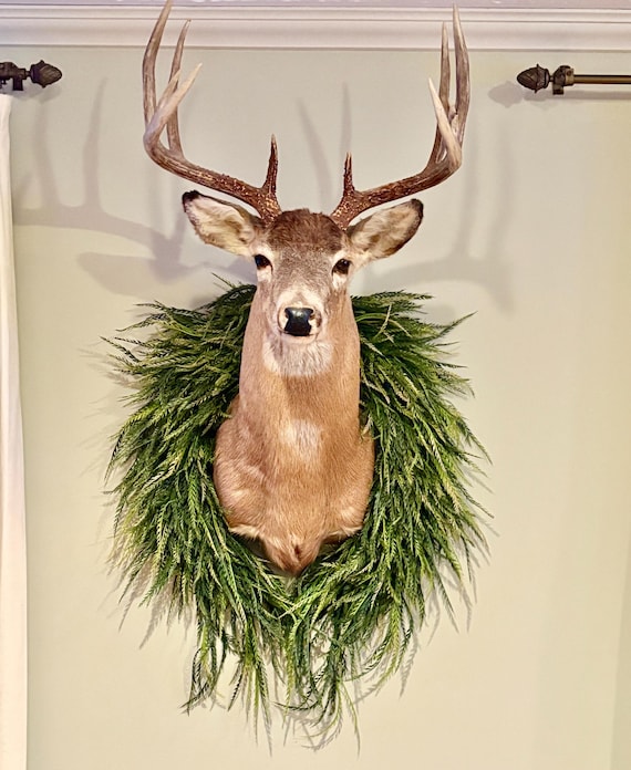 Open Bottom Sawgrass Wreath | Deer Mount Decor, Hunting Lodge