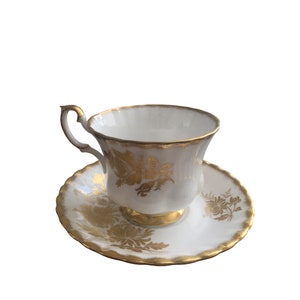 Royal Albert Antoinetta. Vintage cup and saucer