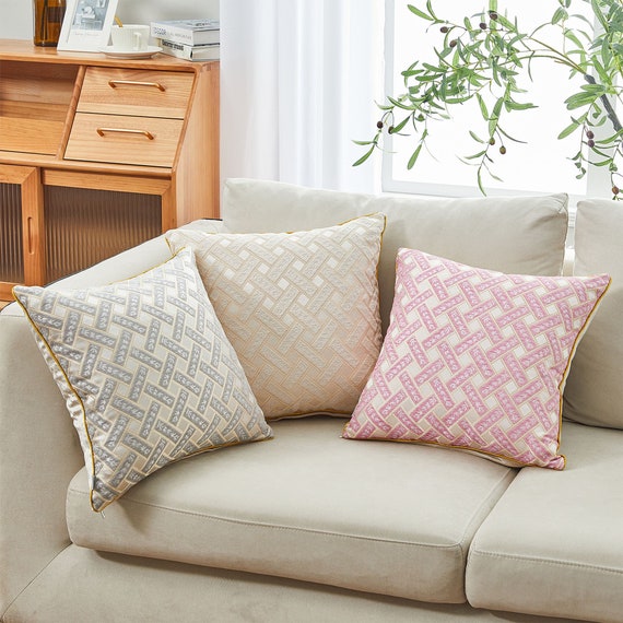 Chenille Diamond Throw Cushion + Insert 18 x 18 inches