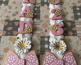 Floral Bow Graduation Lei/Daisy lei/ pink graduation accessories/ graduate gift ideas