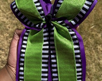 Halloween Green Striped Hair Bow, Long tail Cheer style monster bow, Halloween Costume Bows