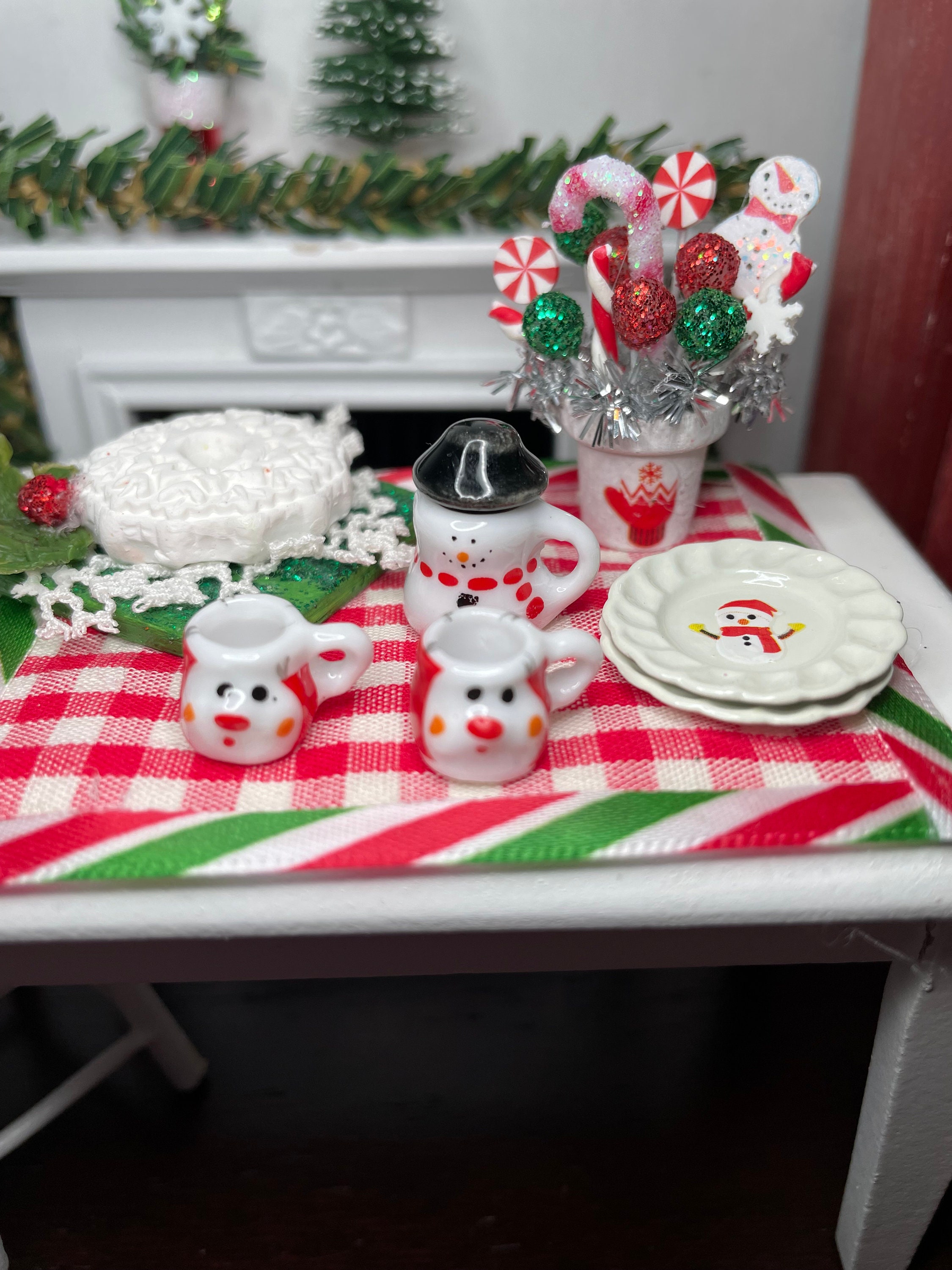 1/12 Miniature Dollhouse Porcelain Mini Teapot Snowman Tea Cup Set for  Barbies Doll Kitchen Christmas Decoration Accessories