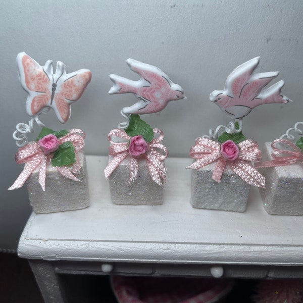 Mini 1:12 Dollhouse Pink Butterfly & Pink Bird Centerpiece 1 3/4”—Miniature Shabby Chic Pink Butterfly Bird Decor