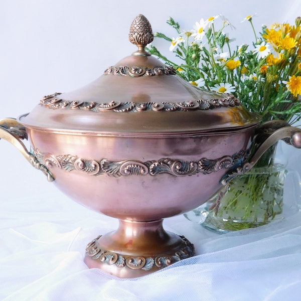 Vintage Victorian Copper - Plated Brass Tureen. French Serving Dishes. Large Punch Bowl with Lid. Elegant Fruit Centerpiece for Table Décor.