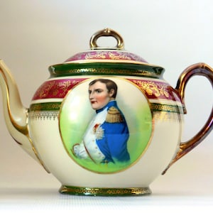 Beautiful rare vintage MZ Austria teapot. Antique Porcelain Napoleon Portrait. Moritz Zdekauer porcelain Austria between 1884 and 1909. Rare