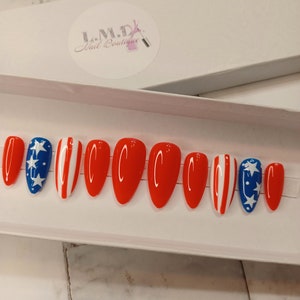 Red White and Blue # 2| Medium Almond | Press on Nails