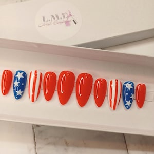 Red White and Blue | Medium Almond | Press on Nails