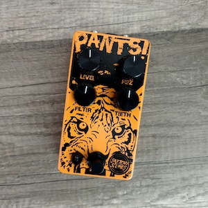 Sketchy Sounds PANTS! Bass / Guitar Fuzz Pedal