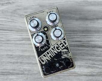 Pedale per chitarra Fuzz Unhinged Sounds di Sketchy Sounds