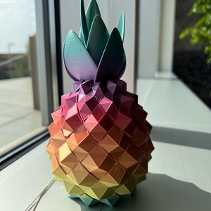 Geometric Pineapple Plant Decor - Gift for Home or Office