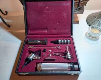 Heine Ophtalmoscope and Otoscope | Vintage Medical Equipment