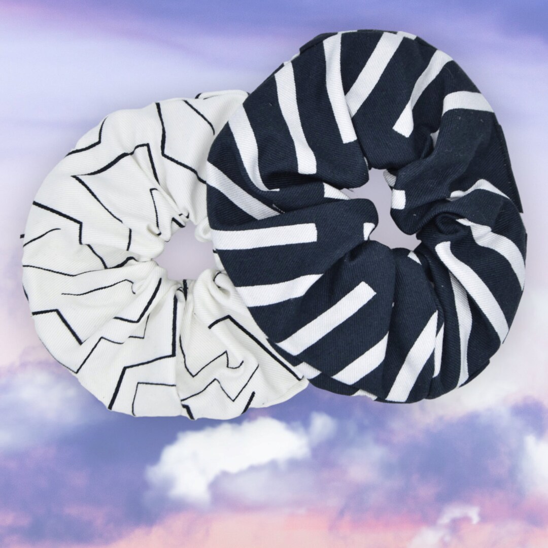 2 X Hair Ties Made of Upcycled Cotton Black & WHITE Scrunchies