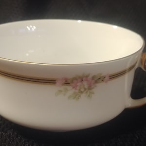 Vintage Tirschenreuth Bavaria &quot;Kingston 3900&quot; Cup Fine China Coffee Tea Mint