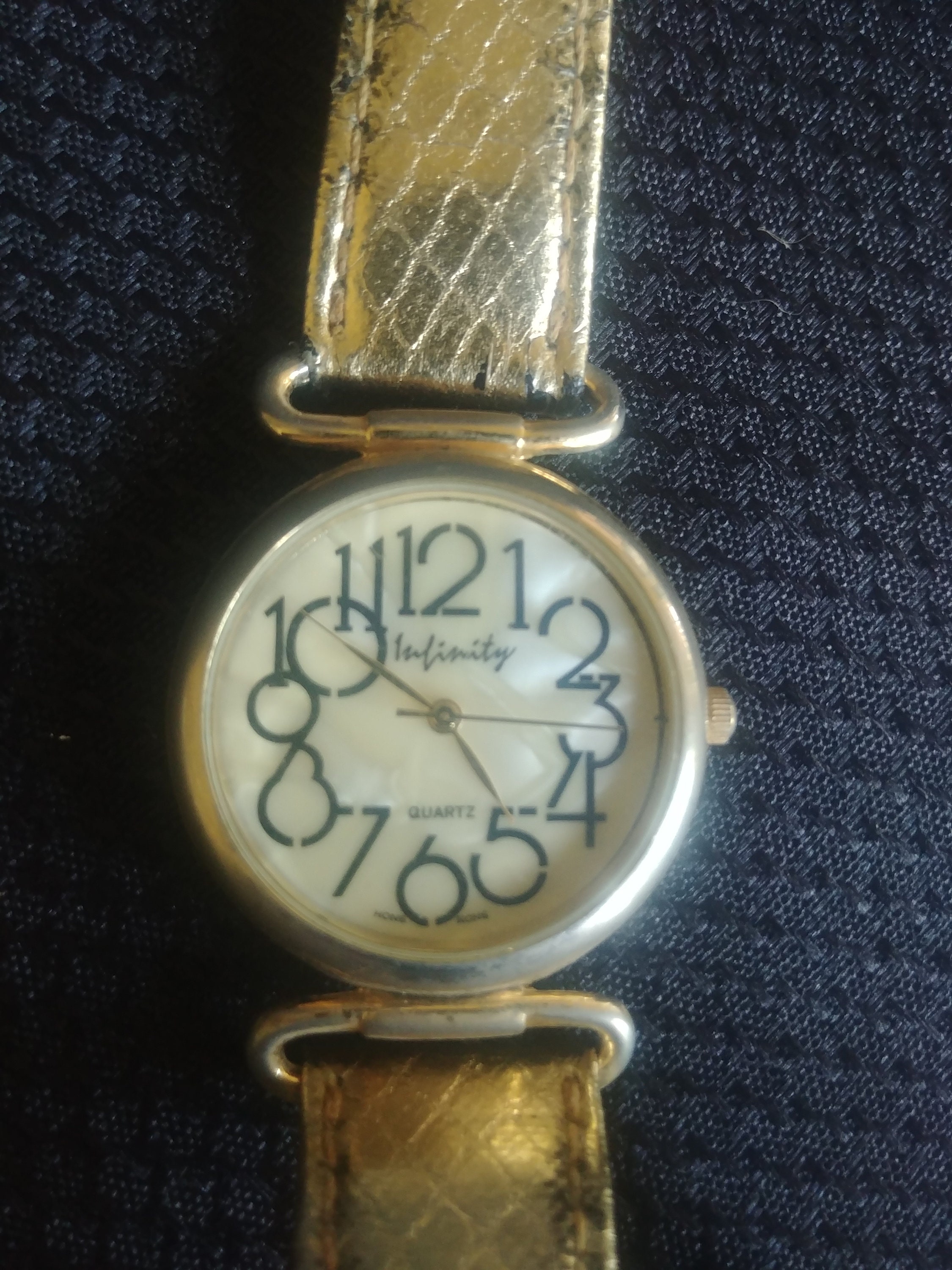 Large Pearl Faced Lady's Infinity Quartz Analog Watch Newly Replaced ...
