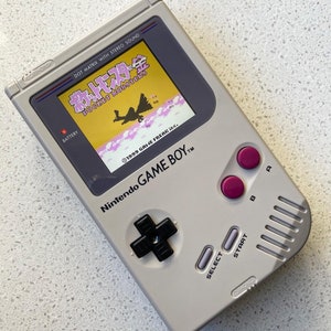Nintendo Gameboy DMG 01 Game Boy Backlit IPS V2 LCD Off White Play it Loud!