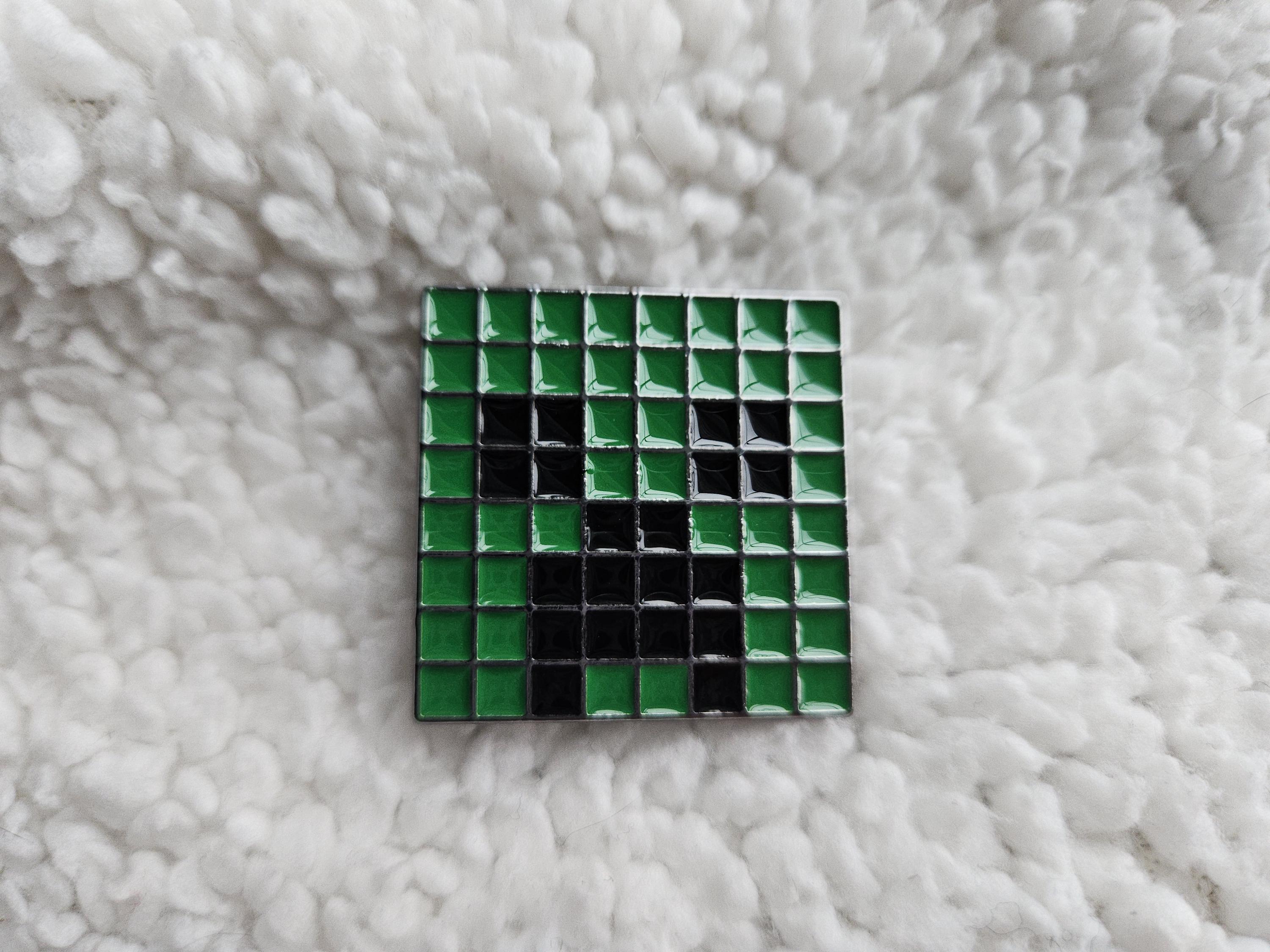 Pin Minecraft Design Minecraft Creeper Enamel Pin | Fan-made Gaming Pin | Creeper Pin ...