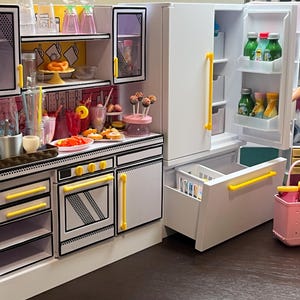 Riser Base for Miniverse Kitchen – Stand for kitchen to make it equivalent 1:6 Scale Dolls | Matches Sprizzie Fridge